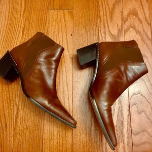 🤎 Vintage Stuart Weitzman Leather Ankle Boot 8